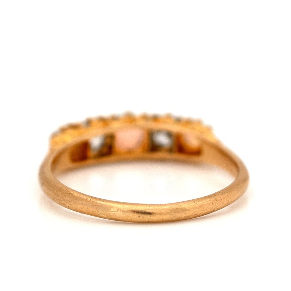Anillo antiguo de oro de 18 quilates con ópalo y diamantes, de 1915, view 10