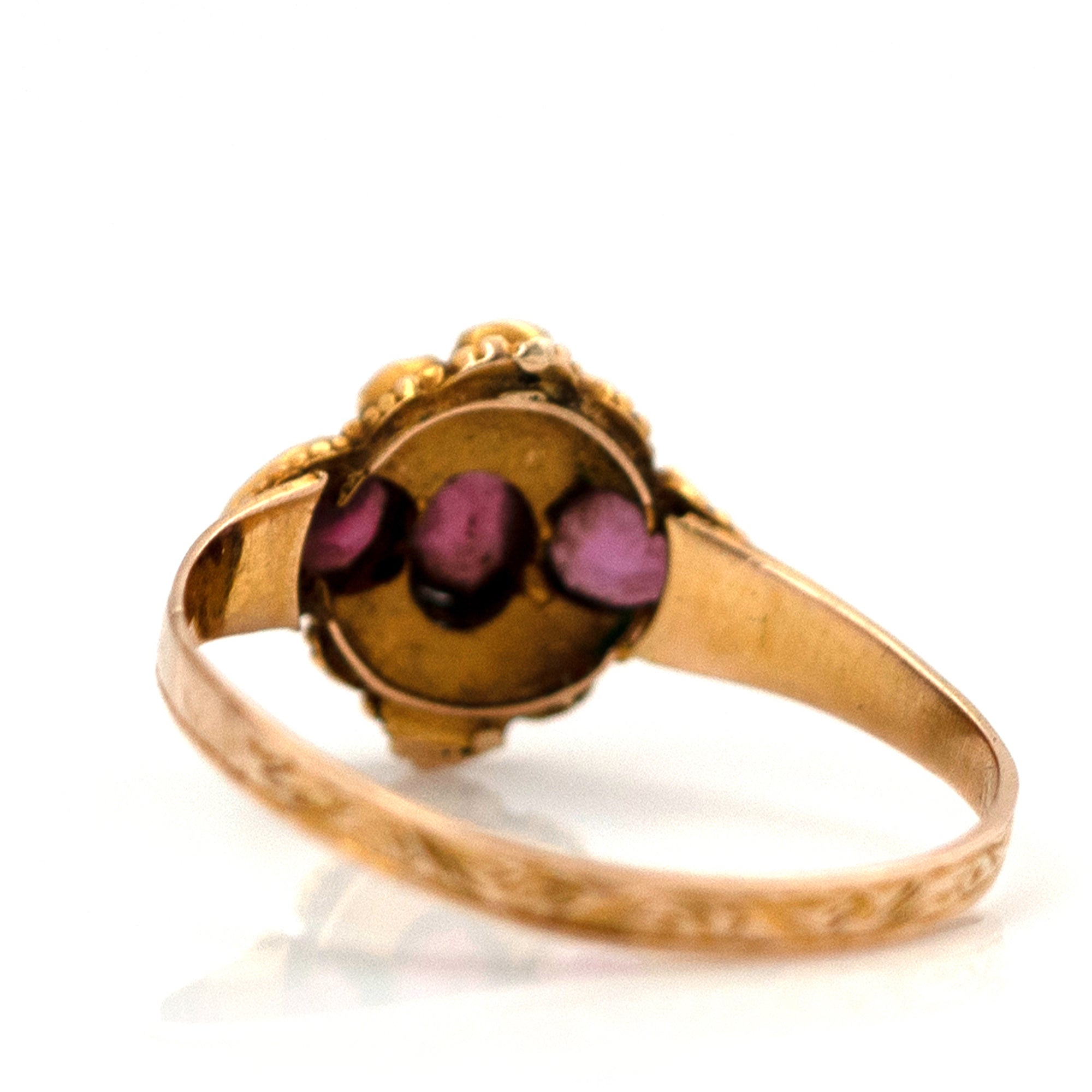 Anillo victoriano antiguo de 1872 de granate y perlas cultivadas de 15 ct, view 7