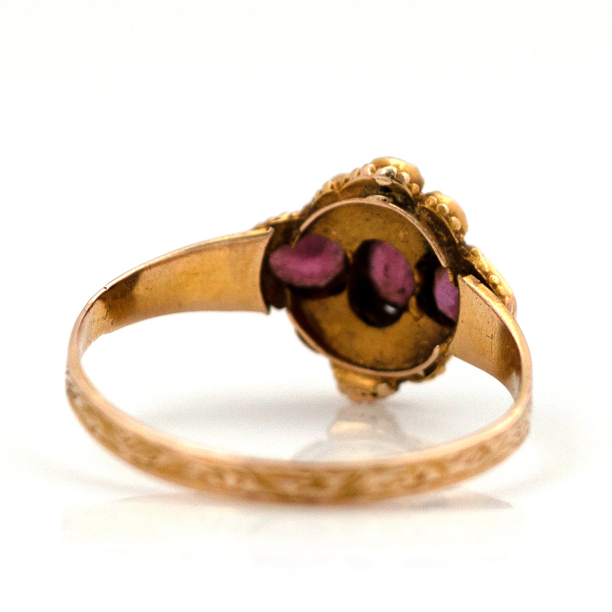 Anillo victoriano antiguo de 1872 de granate y perlas cultivadas de 15 ct, view 5