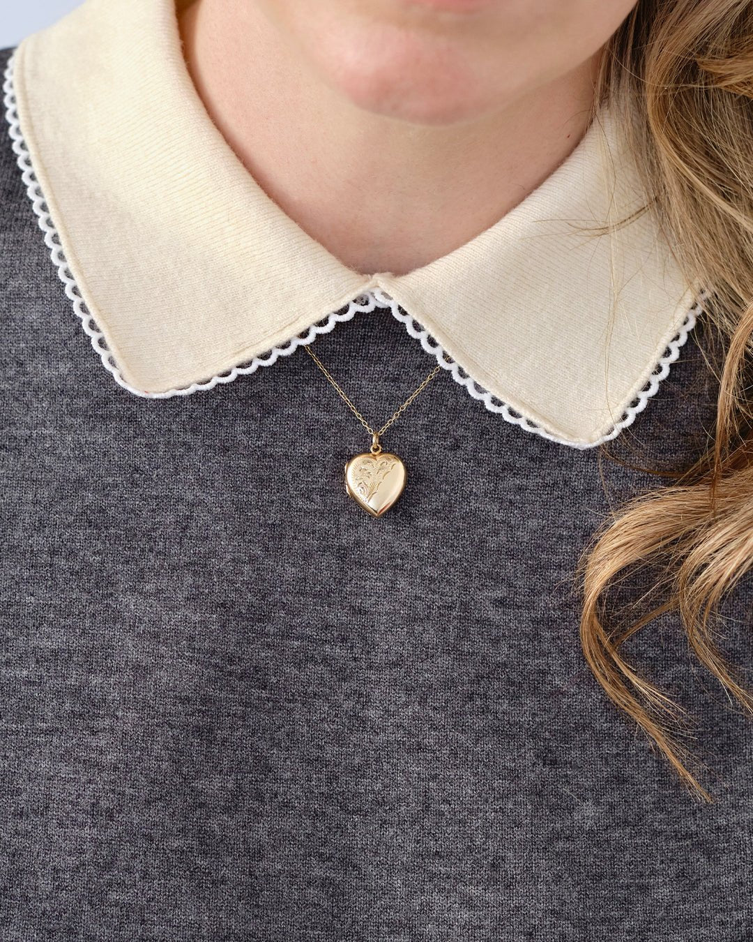 Collar antiguo victoriano con relicario de corazón de oro de 9 quilates, view 5