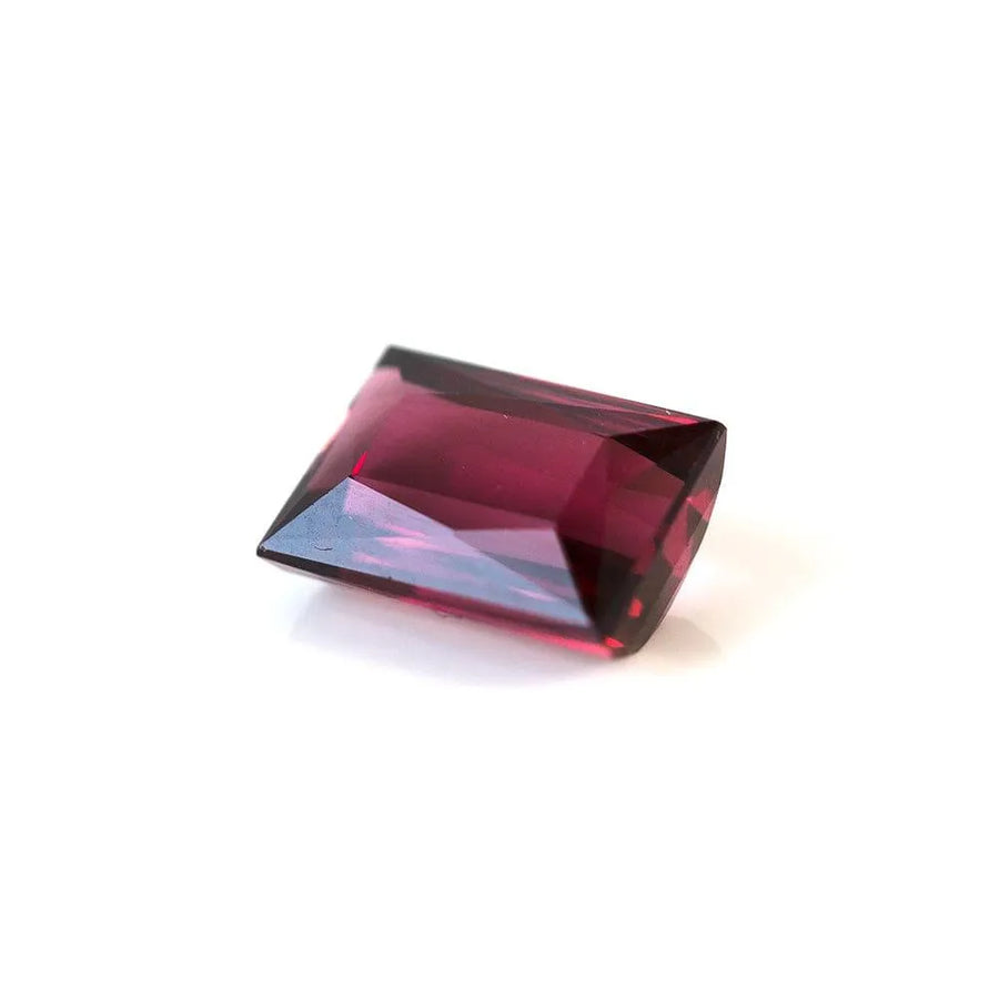 Rhodolite Garnet 3.32ct Rectangular Gemstone - Mayveda Jewelry