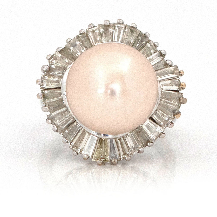 MODERN Ring Pearl 2.35ct Diamond 18ct White Gold Ballerina Ring Mayveda Jewellery