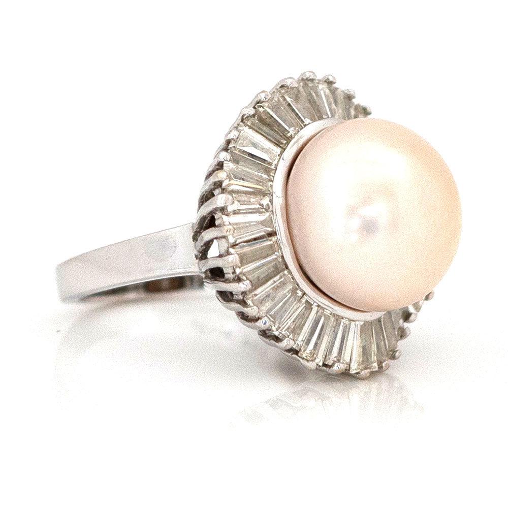 Pearl and 2.35 Carat Baguette Diamond 18K White Gold Ballerina Ring, view 10