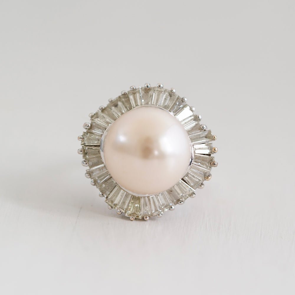 Pearl and 2.35 Carat Baguette Diamond 18K White Gold Ballerina Ring, view 4