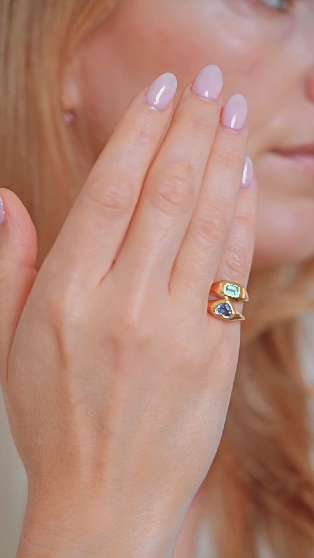 Ada 0.40 Carat Emerald 18K Gold Signet Pinky Ring, video