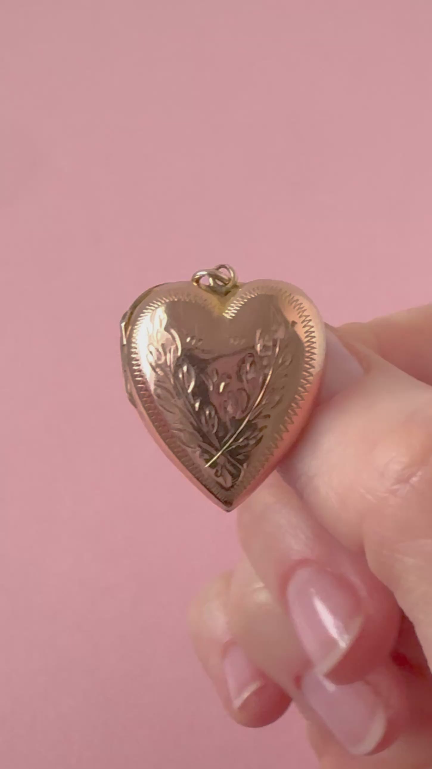Victorian 9K Rose Gold Engraved Heart Antique Locket Necklace, video