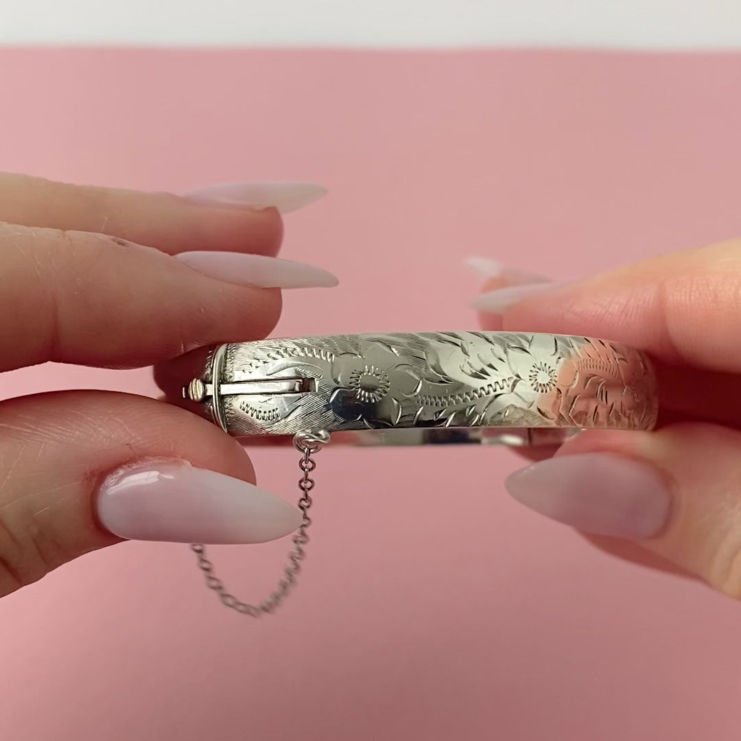 Vintage 1974 George Jensen Silver Bangle Bracelet, video