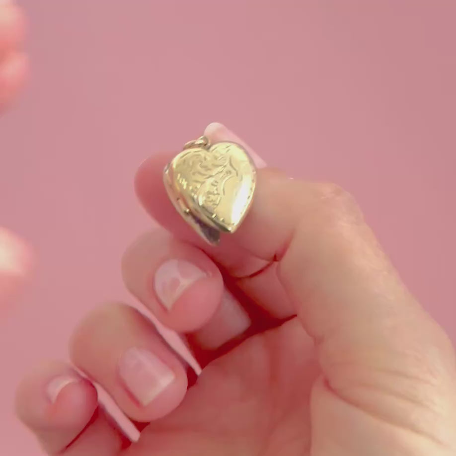 Antique Victorian 9ct Gold Heart Locket Necklace, video