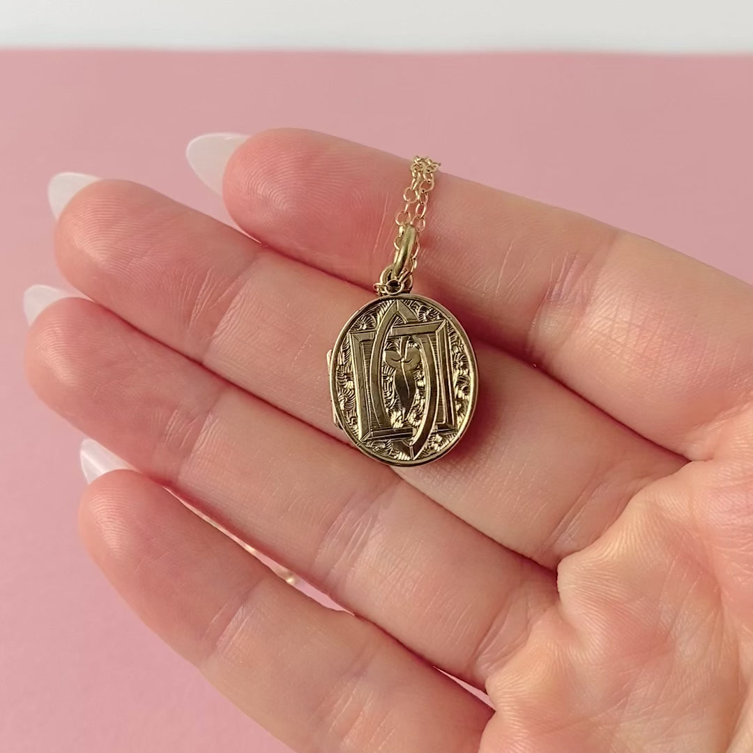 Antique Victorian 9ct Gold Locket Necklace, video