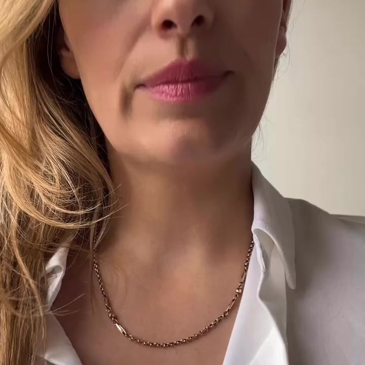 Collar antiguo victoriano de oro rosa de 9 quilates, video