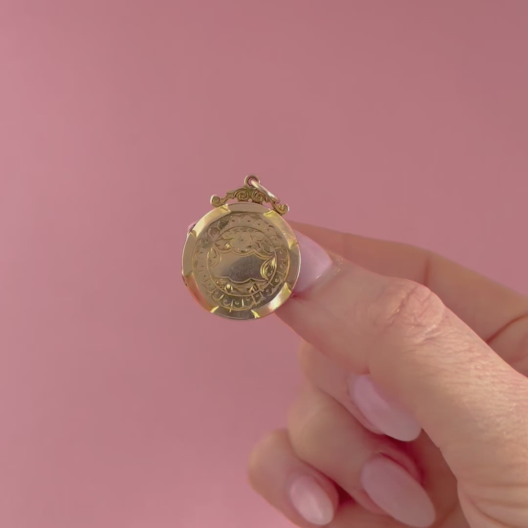 Antique Victorian 9ct Rose Gold Locket Necklace, video
