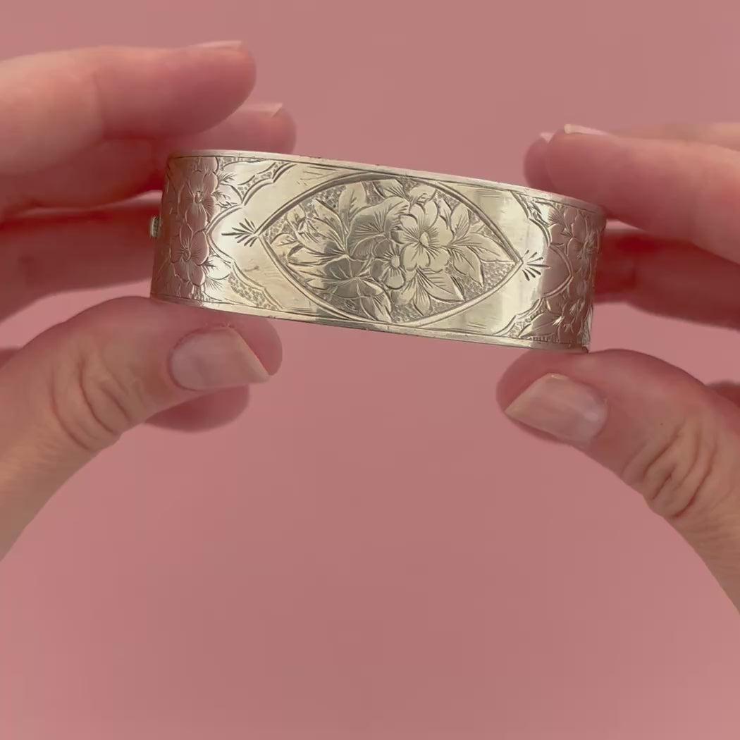 Pulsera de plata victoriana antigua grabada, video