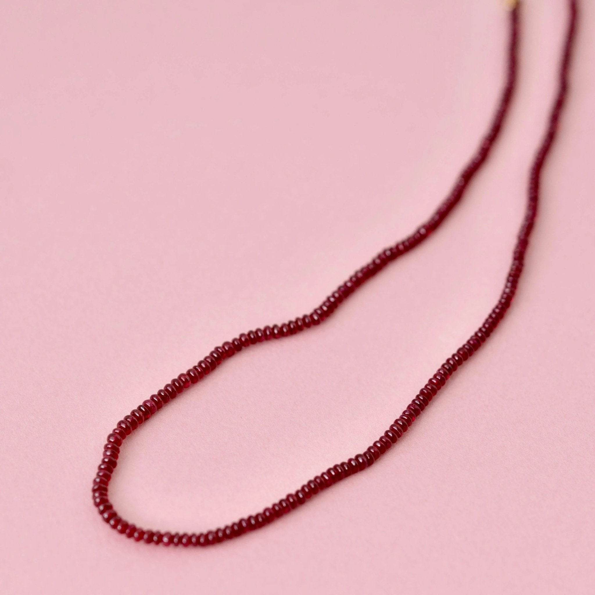 Collar de rubíes de oro de 18 quilates con piedras preciosas, view 5