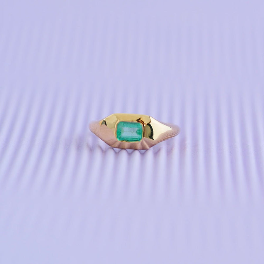 Signet 18ct Emerald Pinky Ring