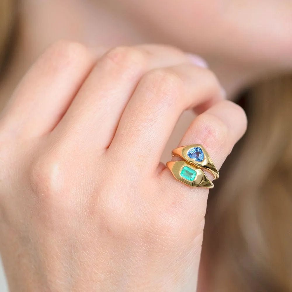 Ada 0.40 Carat Emerald 18K Gold Signet Pinky Ring, view 11