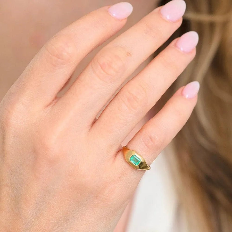Signet 18ct Emerald Pinky Ring