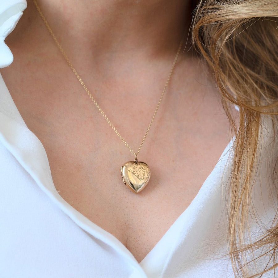Vintage 1930s 9ct Yellow Gold Heart Locket Necklace