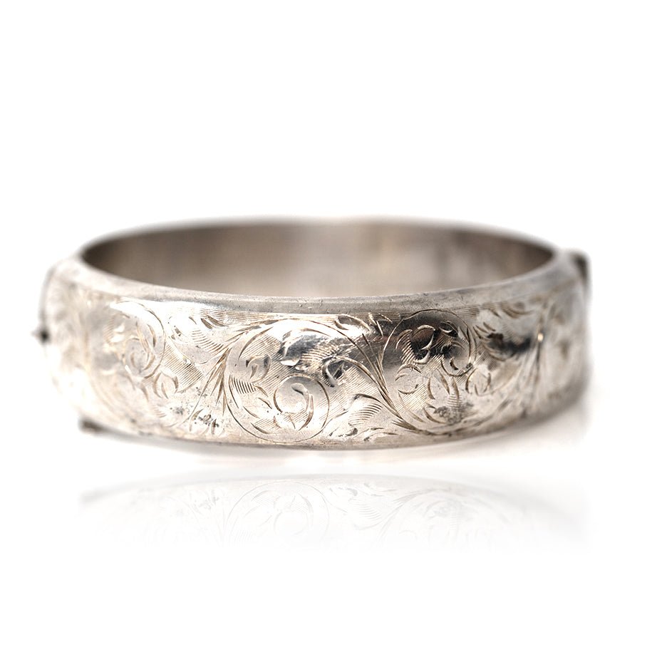 Brazalete de plata grabado, vintage 1957