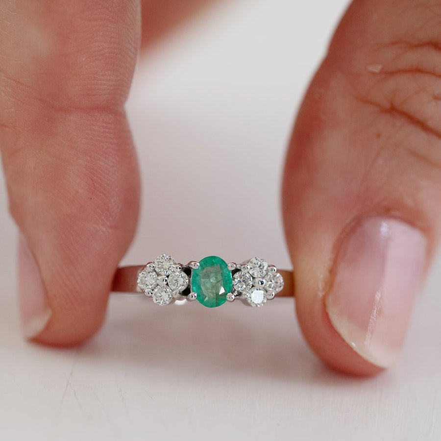 Vintage Emerald Diamond 18ct White Gold ring