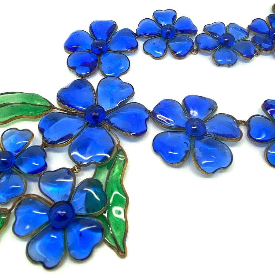 Collar francés vintage de flor azul de vidrio vertido de los años 20