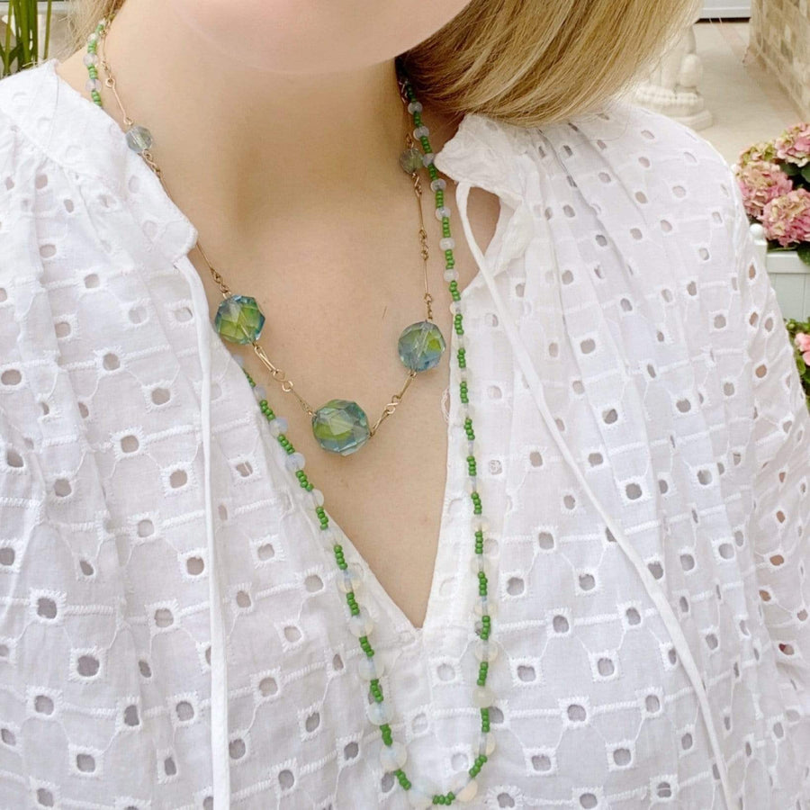 Ensemble de colliers de perles vertes vintage des années 1930 et 1950