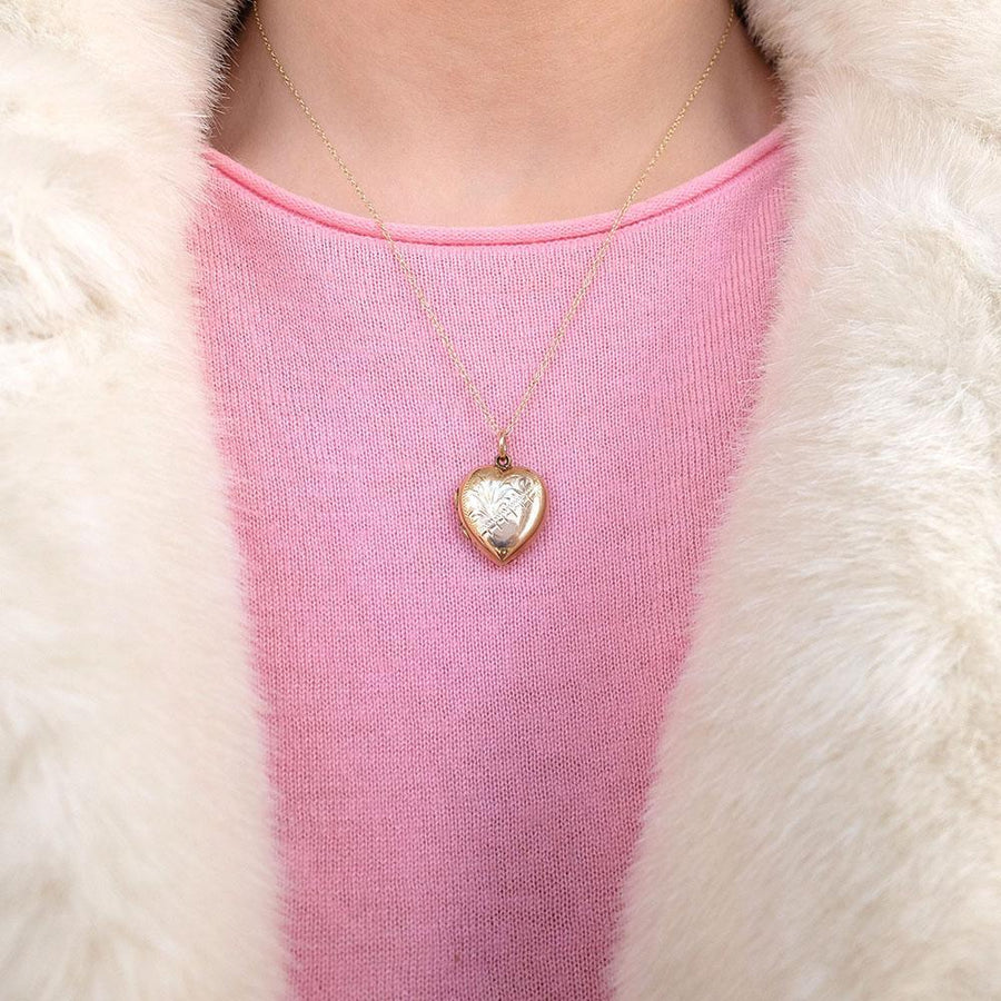 Vintage 1930s Gold Heart Locket Necklace