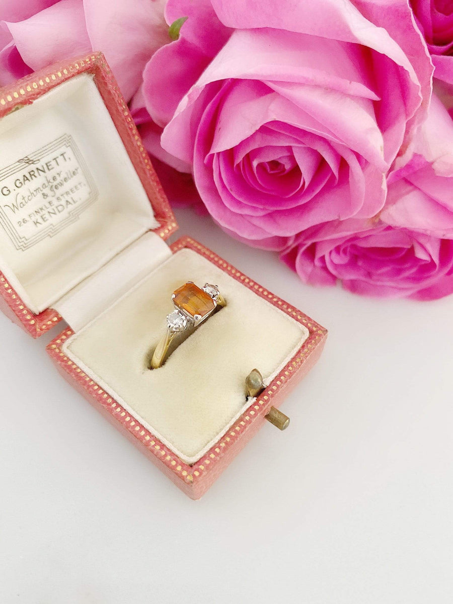 Vintage 1930s 18ct Gold Citrine Diamond Ring