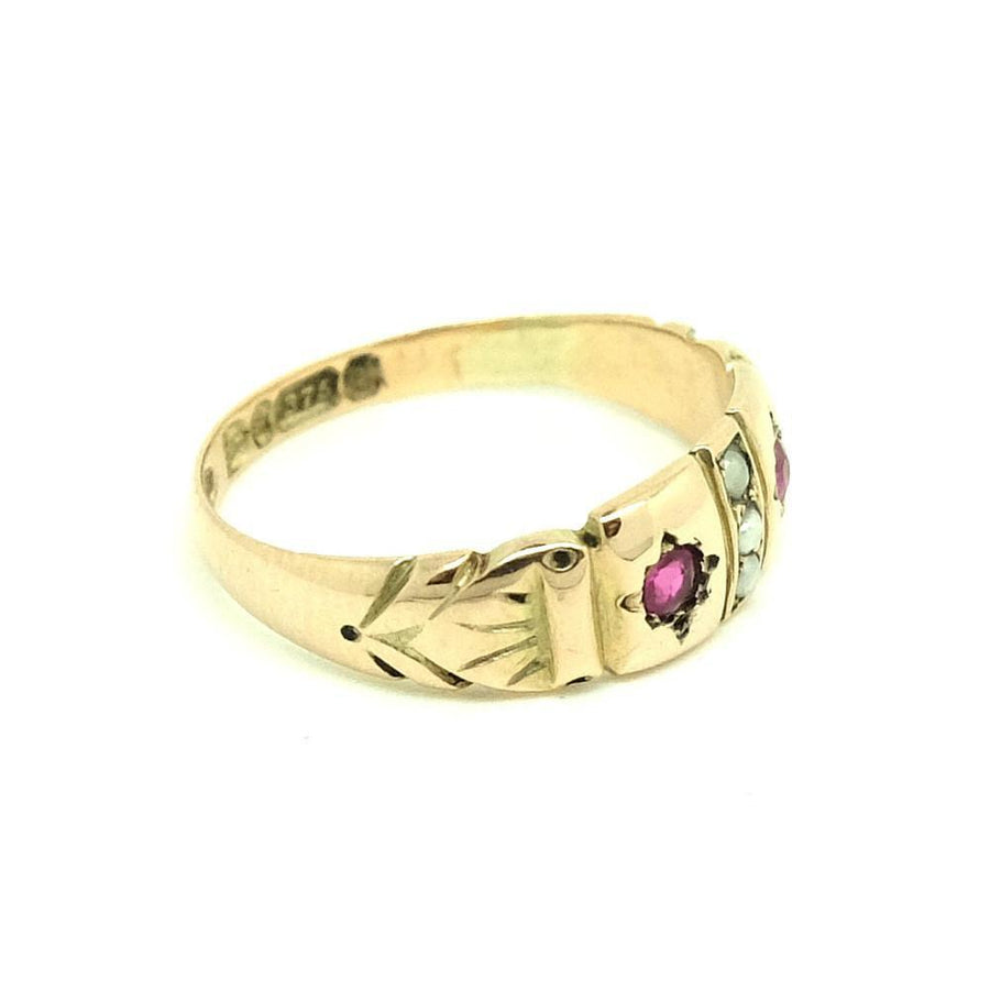 Vintage 1940's Ruby & Pearl 9ct Yellow Gold Ring
