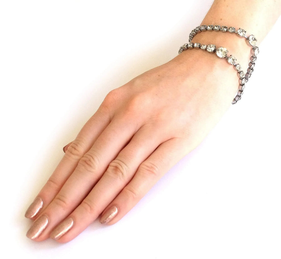 Vintage 1950's Graduated Diamante Bracelet - Mayveda Jewelry