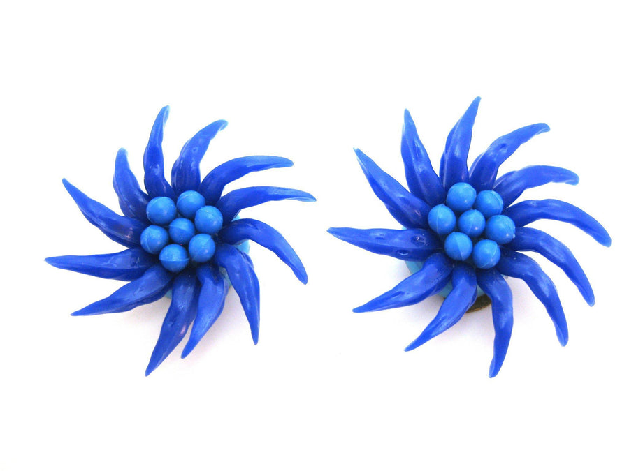 Vintage 1950s Blue Flower Clip Earrings