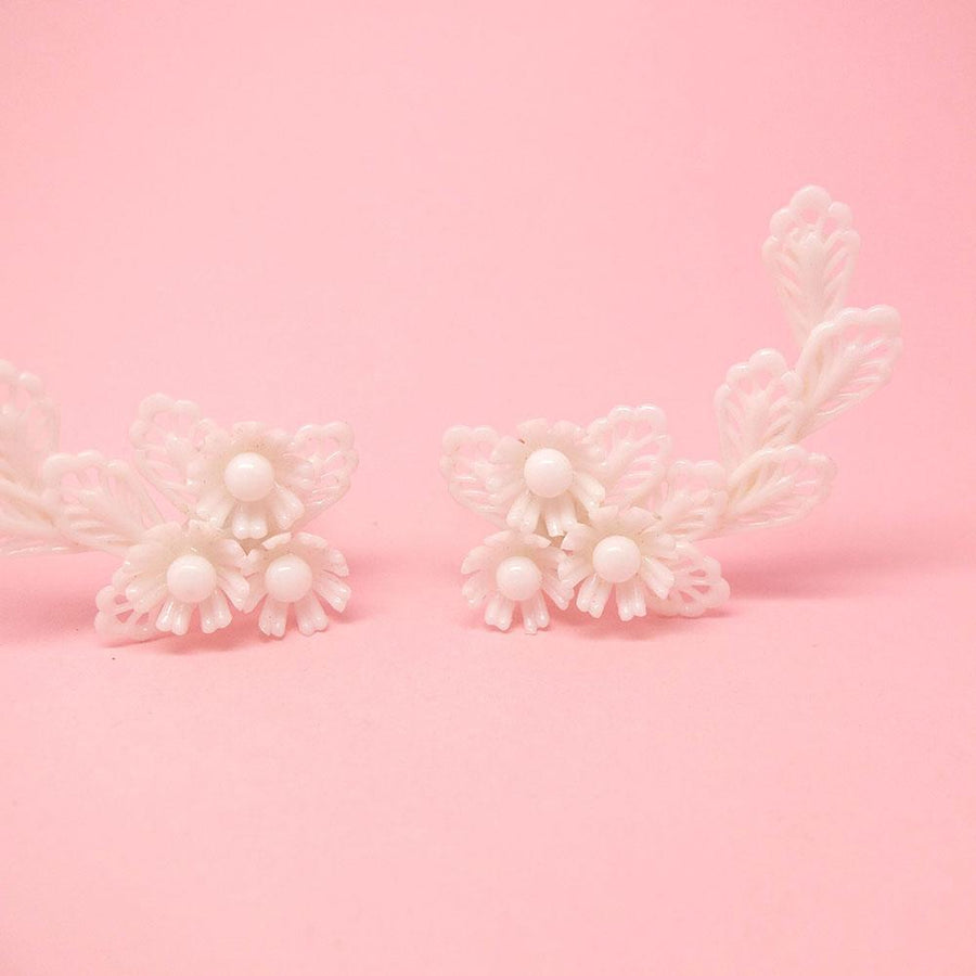 Vintage 1950s Floral White Crawler Clip Earrings