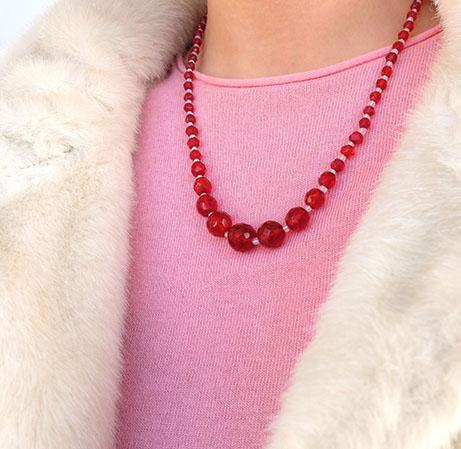 Vintage 1950's Cherry Glass Beaded Necklace