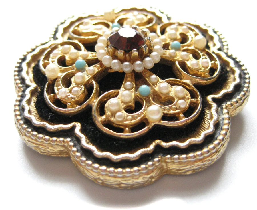 Vintage 1960s Black Brooch by "ART" - Mayveda Jewelry