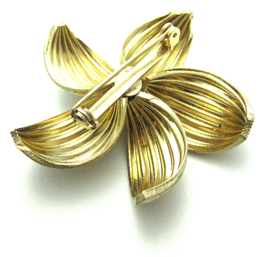 Vintage 1960s Gold & Pearl Flower Brooch