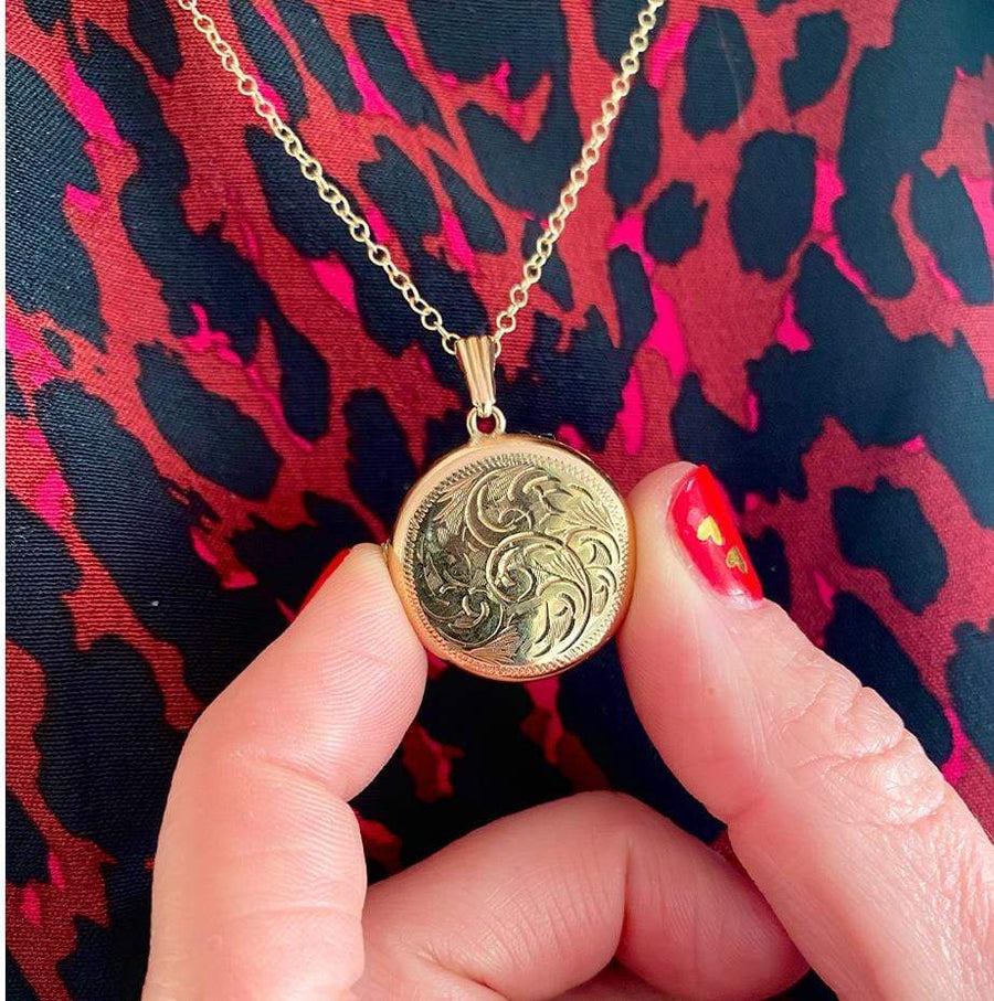 1960s Necklace Vintage 1960s Round Engraved 9ct Gold Locket Necklace