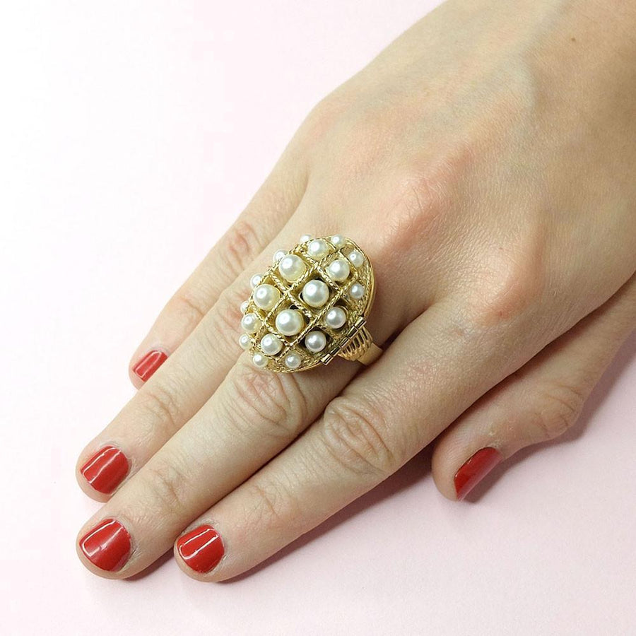 1960s ring vintage 1968 avon pearl perfume ring