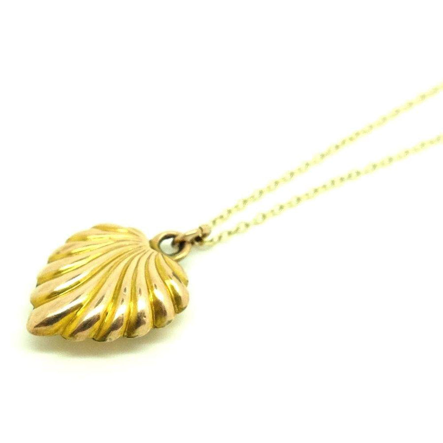 1970s Necklace Vintage 1970s 9ct Yellow Gold Heart Charm Necklace