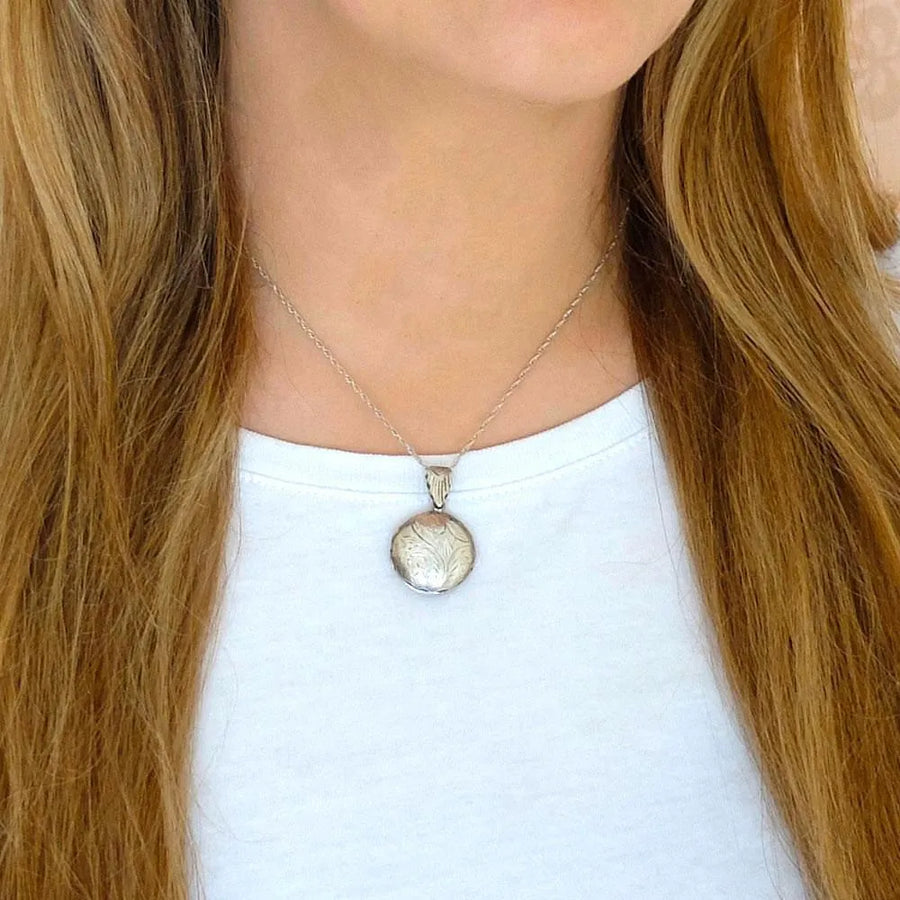 Vintage 1970s Engraved Ornate Round Silver Locket Necklace - Mayveda Jewelry