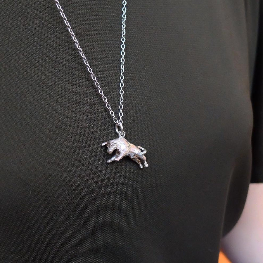 Vintage 1970s Silver Bull Charm Necklace