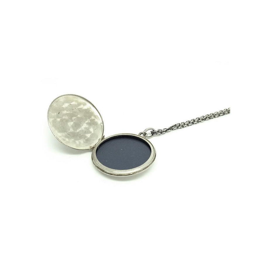 Vintage 1975 Sterling Silver Round Locket Necklace