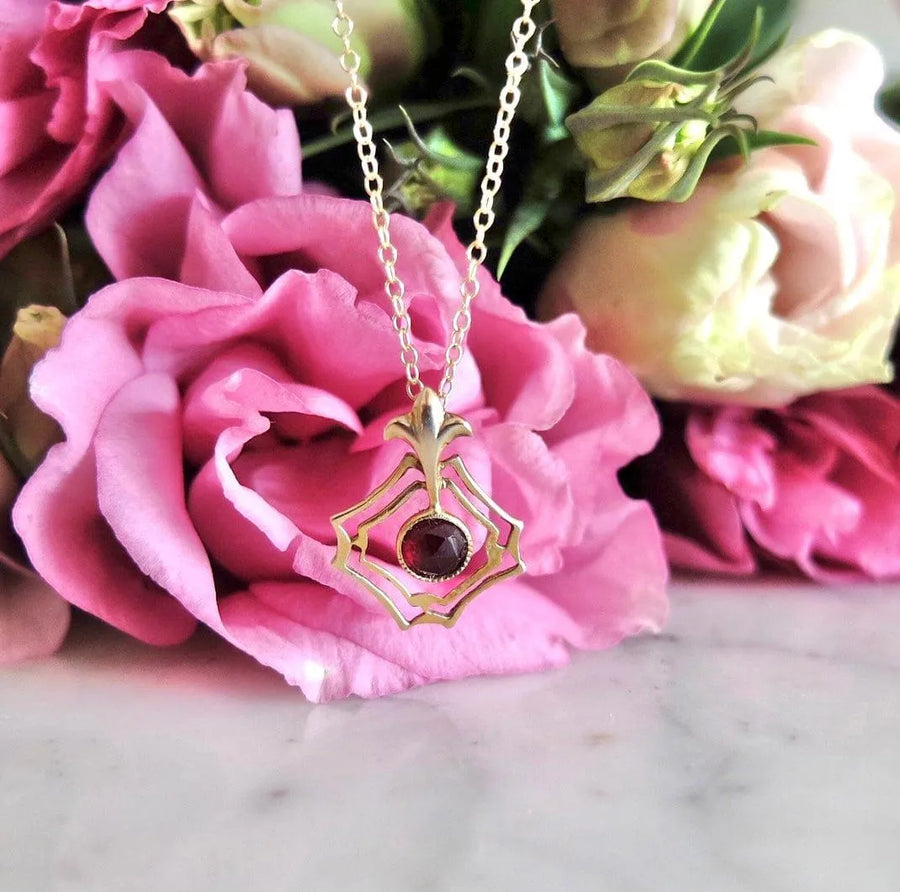 1970s Necklaces Vintage 1970s Garnet 9ct Gold Necklace Mayveda Jewellery