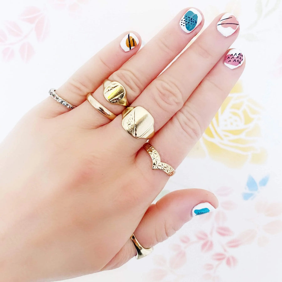 Vintage 1970s 9ct Gold Star Ring - Mayveda Jewelry