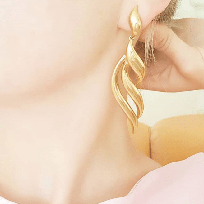 Vintage 1980s Moritz Large Swirl Clip on Earrings