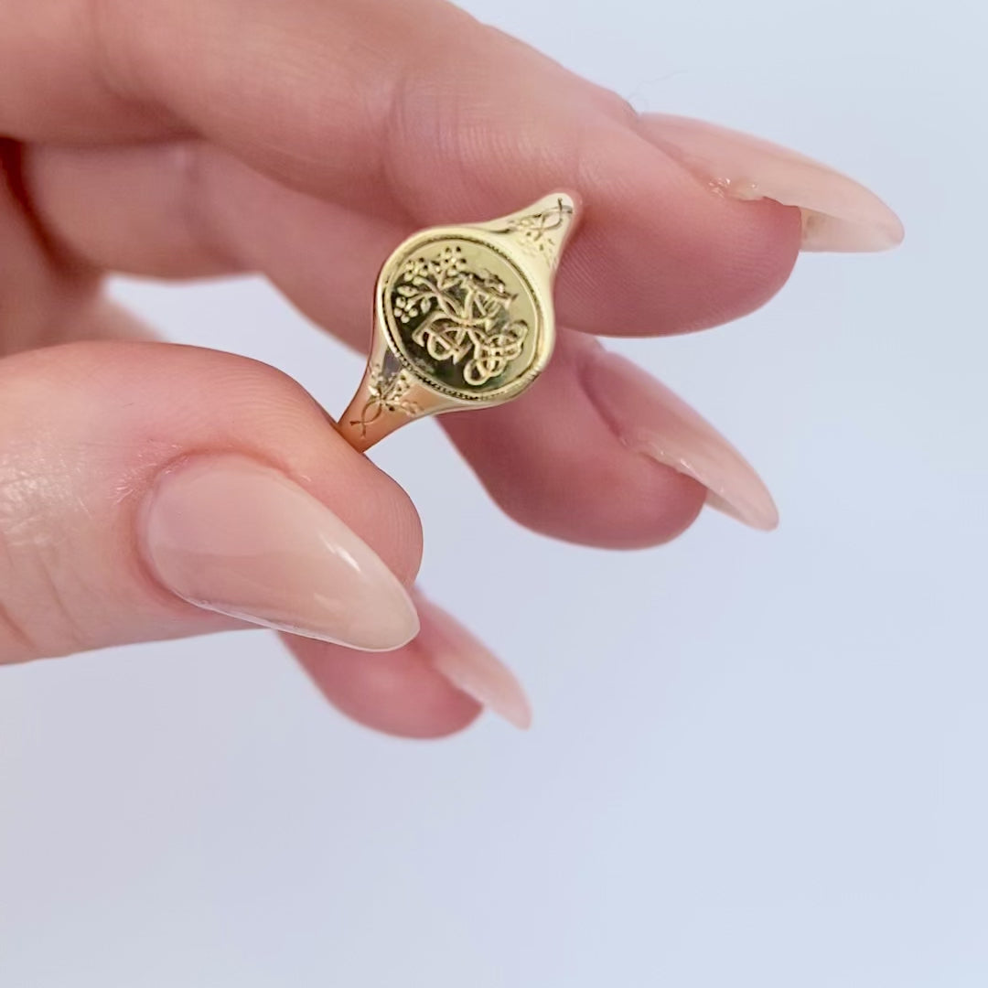 Ada Forget-Me-Not 14K or 18K Gold Personalized Signet Ring, video