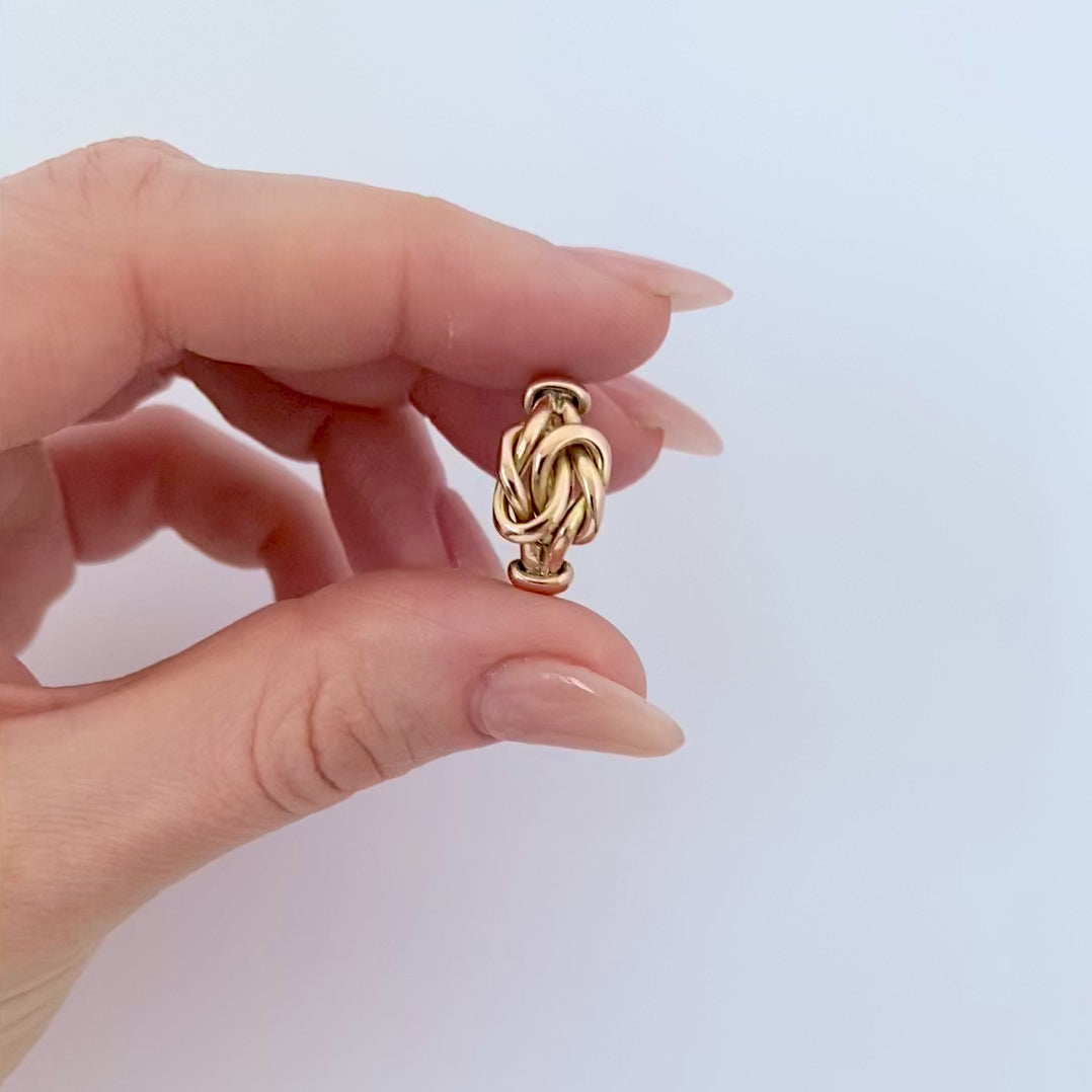 Antique 1905 9ct Lover's Knot 9ct Rose Gold Ring, video