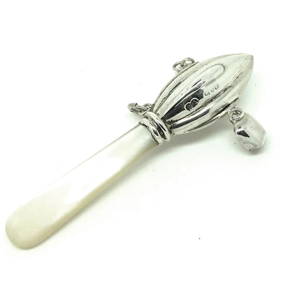 Sonajero antiguo de plata de ley y nácar de 1906