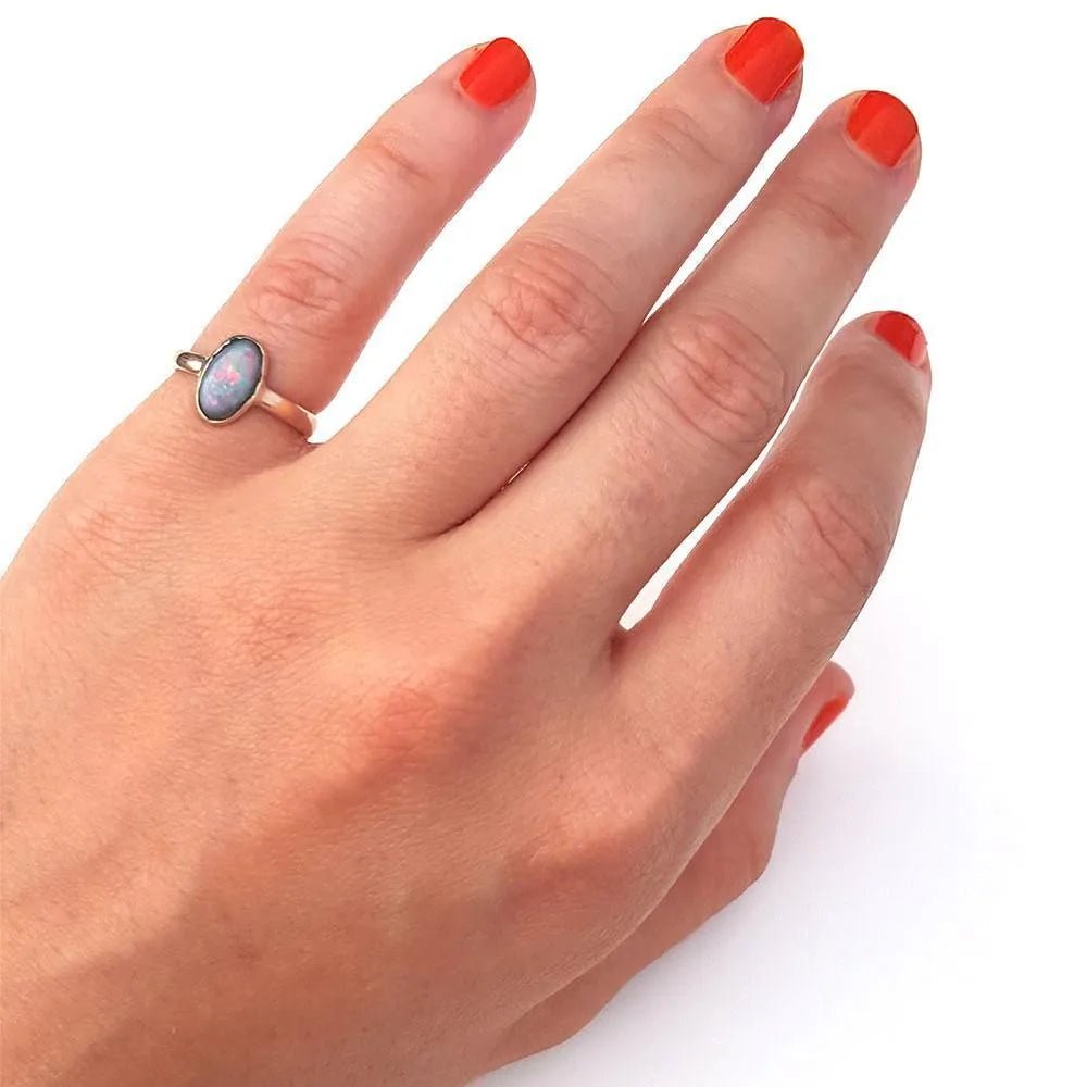 Anillo de dedo meñique de 9 quilates con ópalo de oro rosa de 9 quilates de estilo eduardiano antiguo, view 3