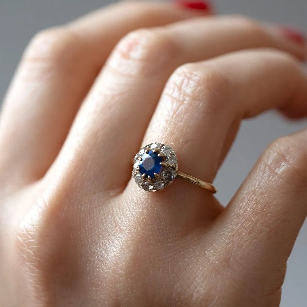 Anillo antiguo victoriano de zafiro de 0.85ct con diamantes de talla antigua, view 5