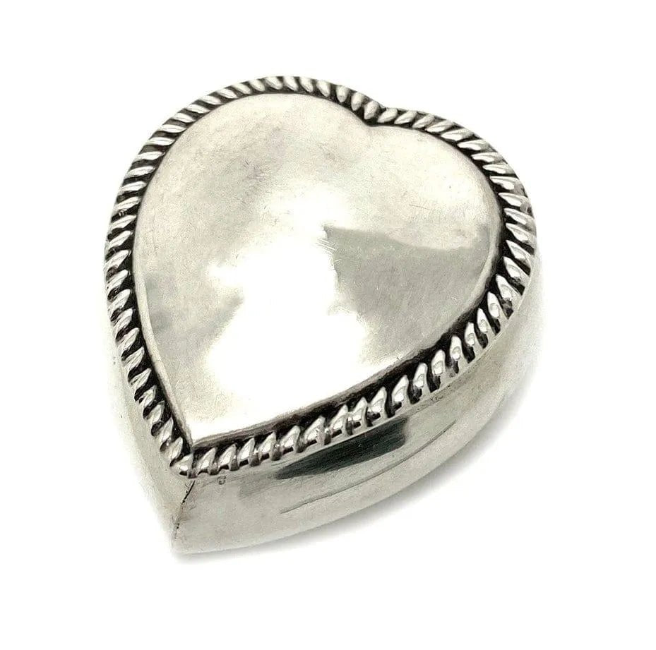 Antiguo joyero victoriano de 1899 con corazón de plata
