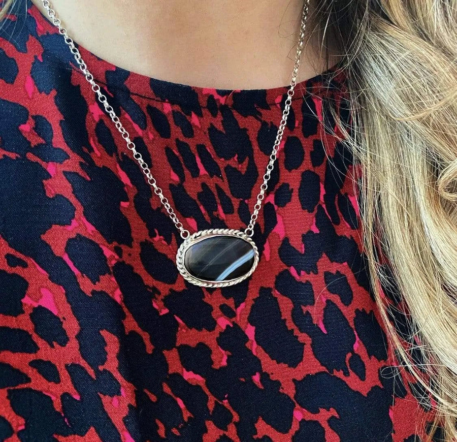 Antique Victorian Banded Agate Silver Necklace